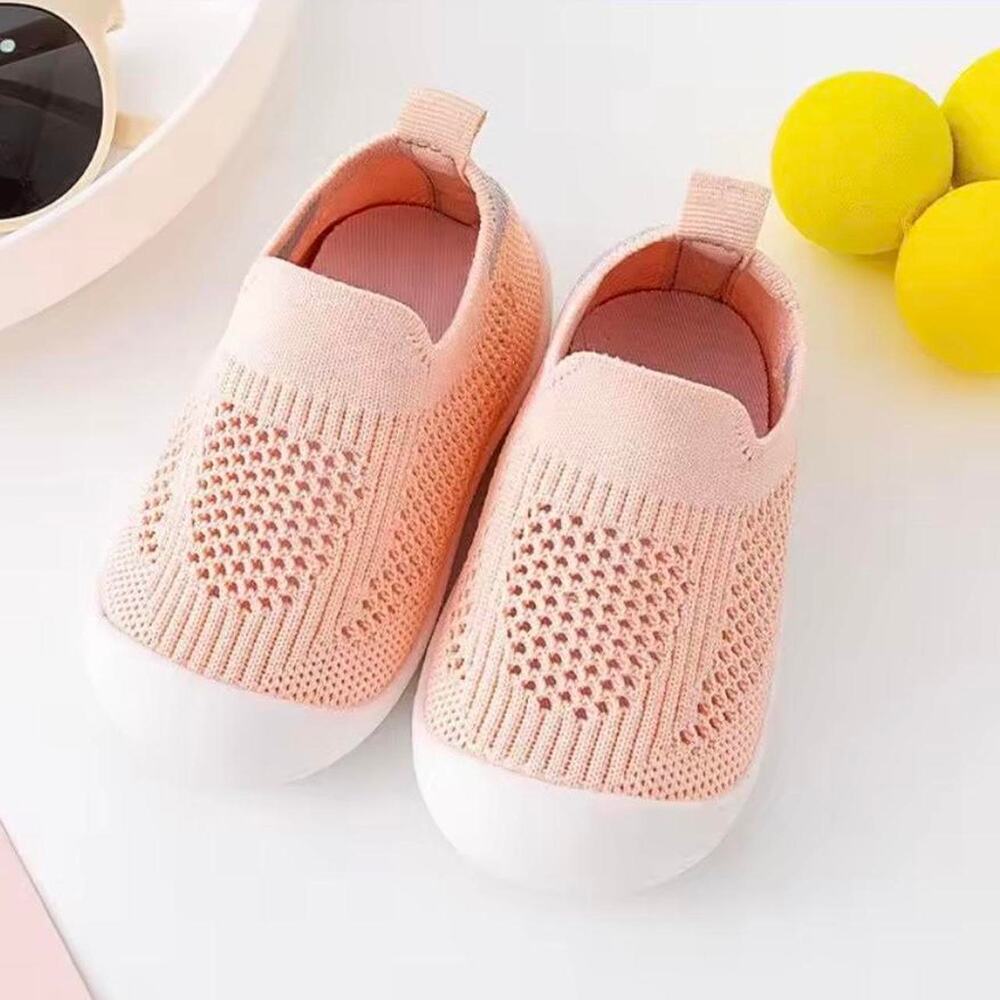 Girls Pink Mesh Knit Summer Shoes Size 6T Breathable Lightweight NIB Toddler